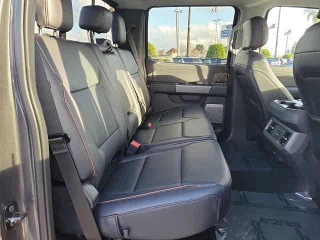 Ford Super Duty F-350 DRW LARIAT 4WD Crew Cab 8' Box 2026 — side view