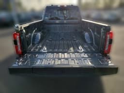 Ford Super Duty F-350 DRW LARIAT 4WD Crew Cab 8' Box 2026 — side view