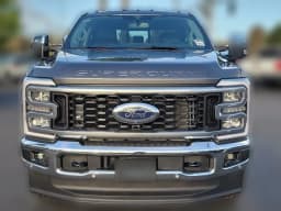 Ford Super Duty F-350 DRW LARIAT 4WD Crew Cab 8' Box 2026 — side view