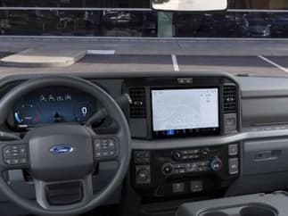 Ford Super Duty F-350 DRW XLT 4WD Crew Cab 8' Box 2026 — side view