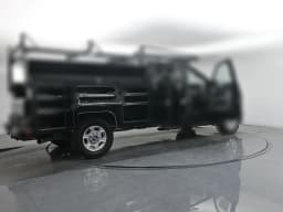 Ford Super Duty F-350 SRW XLT 4WD SuperCab 8' Box 2026 — side view