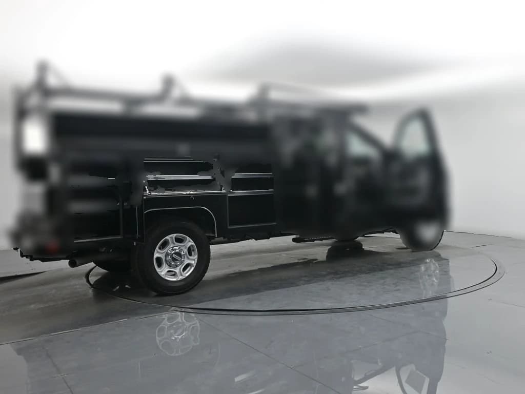 Ford Super Duty F-350 SRW XLT 4WD SuperCab 8' Box 2026 — side view