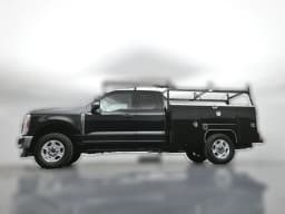 Ford Super Duty F-350 SRW XLT 4WD SuperCab 8' Box 2026 — side view