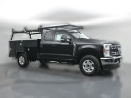 Ford Super Duty F-350 SRW XLT 4WD SuperCab 8' Box 2026 — side view