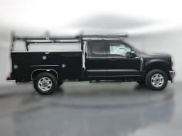 Ford Super Duty F-350 SRW XLT 4WD SuperCab 8' Box 2026 — side view