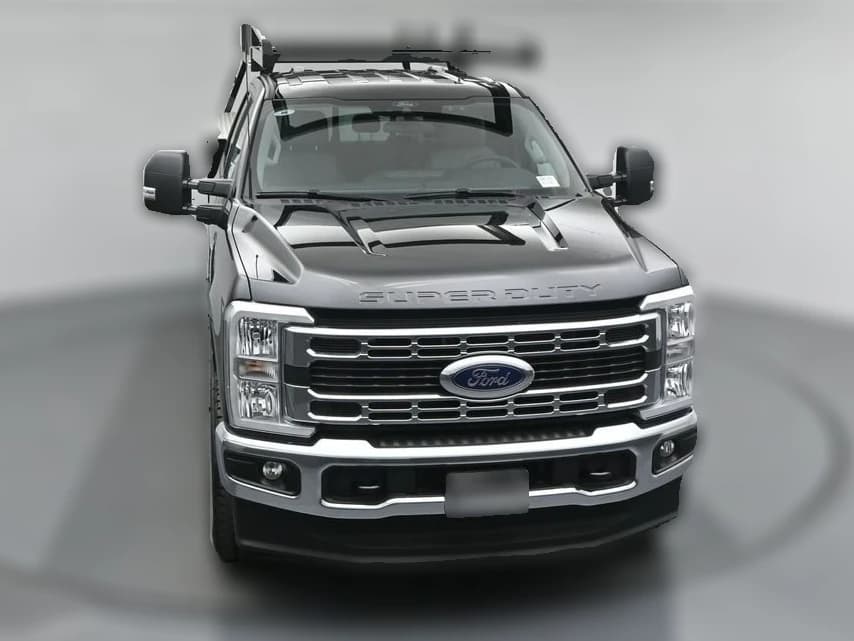 Ford Super Duty F-350 SRW XLT 4WD SuperCab 8' Box 2026 — side view
