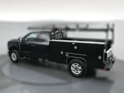 Ford Super Duty F-350 SRW XLT 4WD SuperCab 8' Box 2026 — side view
