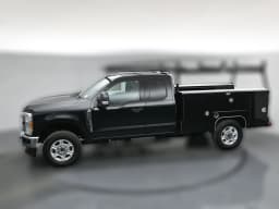 Ford Super Duty F-350 SRW XLT 4WD SuperCab 8' Box 2026 — side view