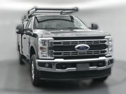 Ford Super Duty F-350 SRW XLT 4WD SuperCab 8' Box 2026 — side view