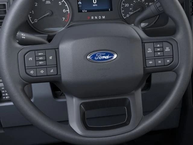 Ford Super Duty F-350 SRW XL 4WD SuperCab 8' Box 2026 — side view