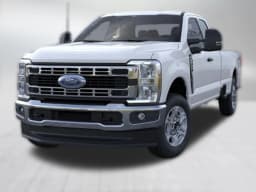 Ford Super Duty F-350 SRW XLT 4WD SuperCab 8' Box 2026 — side view