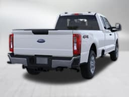 Ford Super Duty F-350 SRW XLT 4WD SuperCab 8' Box 2026 — side view