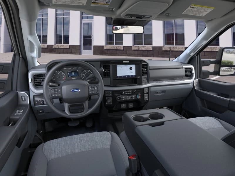 Ford Super Duty F-350 SRW XLT 4WD SuperCab 8' Box 2026 — side view