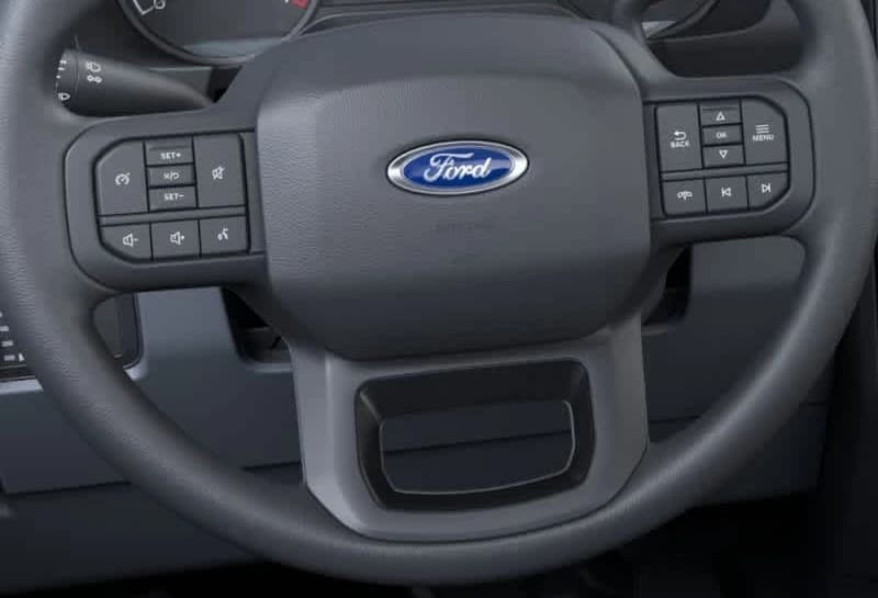 Ford Super Duty F-250 SRW XL 2WD Reg Cab 8' Box 2026 — side view
