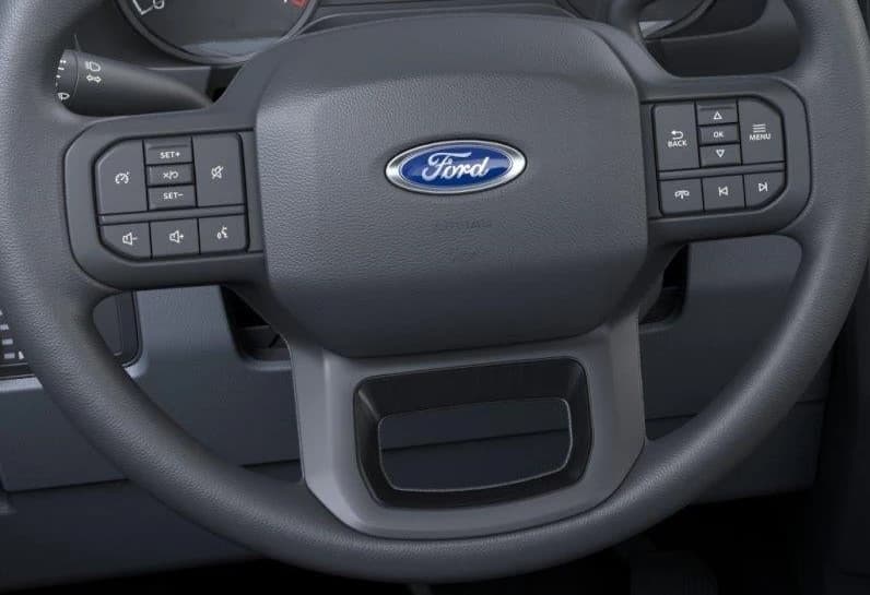 Ford Super Duty F-250 SRW XL 4WD Reg Cab 8' Box 2026 — side view