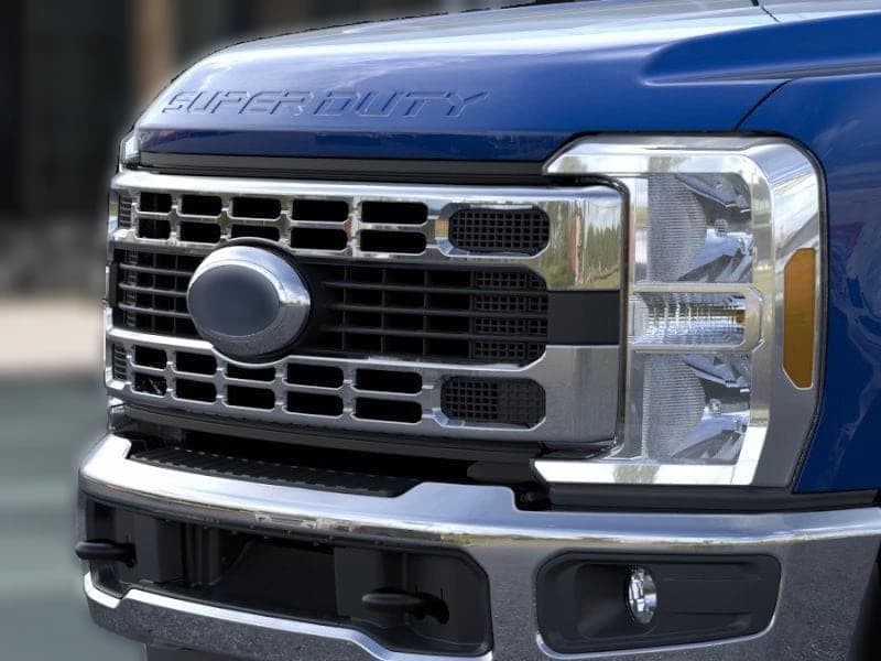 Ford Super Duty F-250 SRW XLT 4WD Reg Cab 8' Box 2026 — side view