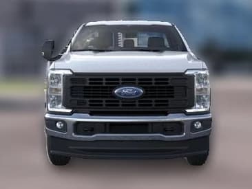 Ford Super Duty F-250 SRW XL 4WD Reg Cab 8' Box 2025 — side view