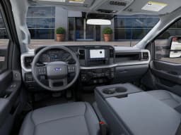 Ford Super Duty F-250 SRW XL 4WD Reg Cab 8' Box 2027 — side view
