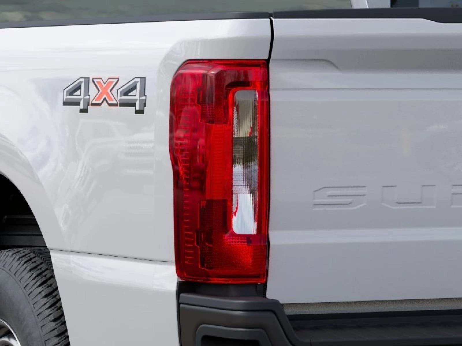 Ford Super Duty F-250 SRW XL 4WD Reg Cab 8' Box 2027 — side view