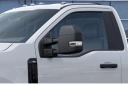 Ford Super Duty F-250 SRW XL 4WD Reg Cab 8' Box 2027 — side view