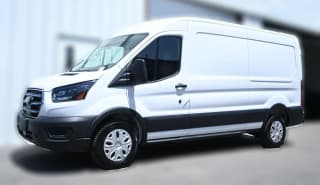 Ford E-Transit Cargo Van Base T-350 148" Med Rf 9500 GVWR RWD