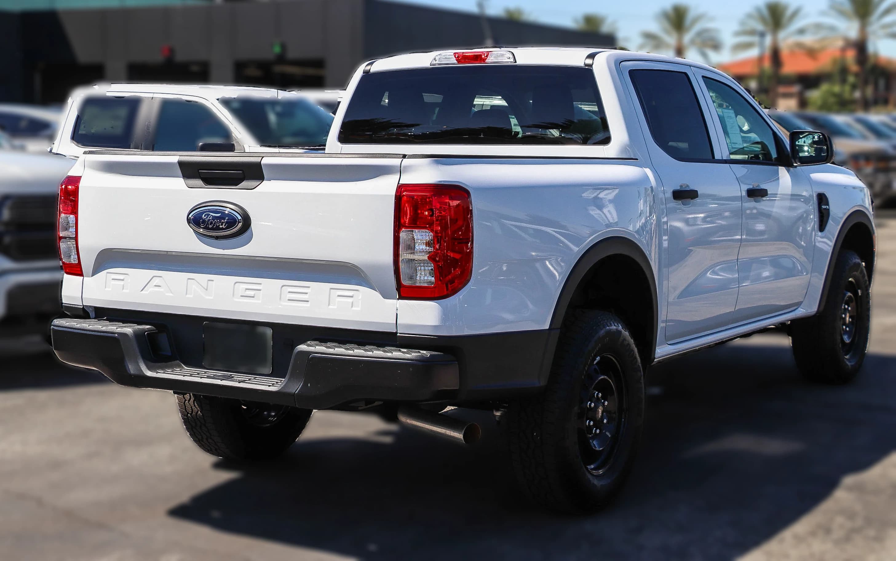 Ford Ranger XL 2WD SuperCrew 5' Box 2026 — side view