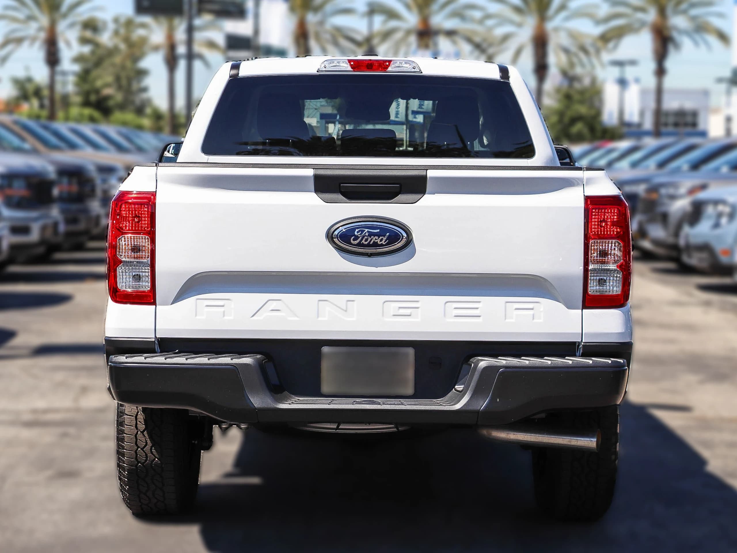 Ford Ranger XL 2WD SuperCrew 5' Box 2026 — side view