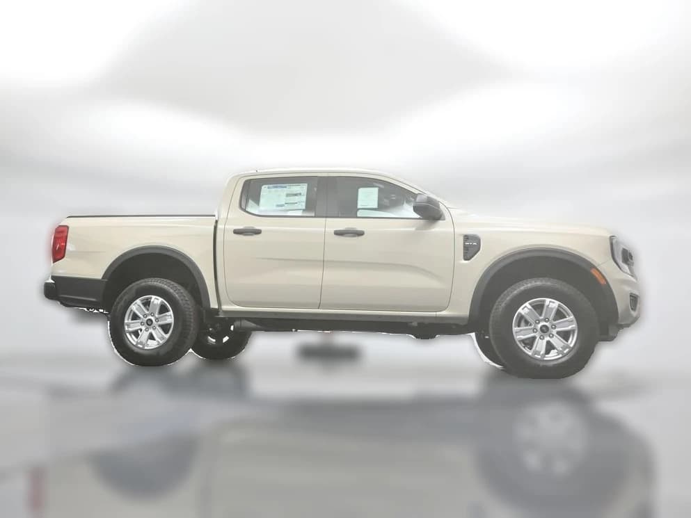 Ford Ranger XL 2WD SuperCrew 5' Box 2025 — side view
