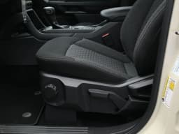 Ford Ranger XL 2WD SuperCrew 5' Box 2025 — side view