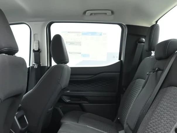 Ford Ranger XL 2WD SuperCrew 5' Box 2025 — side view