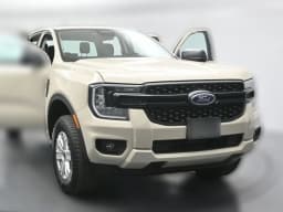 Ford Ranger XL 2WD SuperCrew 5' Box 2025 — side view