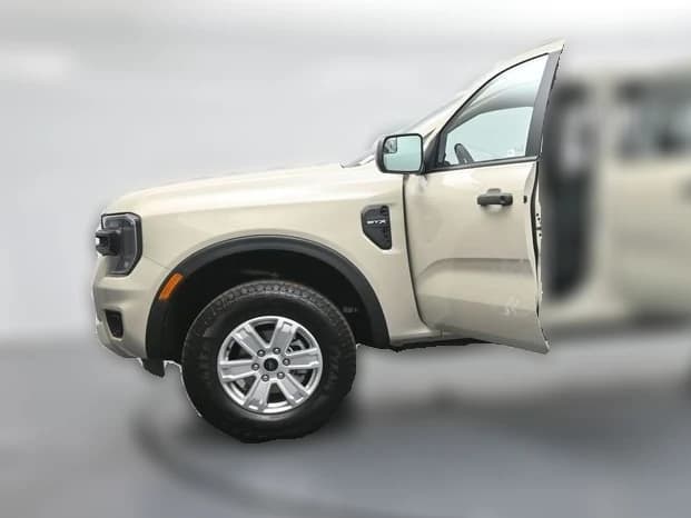 Ford Ranger XL 2WD SuperCrew 5' Box 2025 — side view