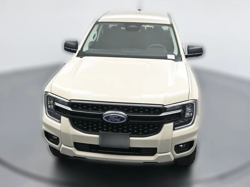 Ford Ranger XL 2WD SuperCrew 5' Box 2025 — side view