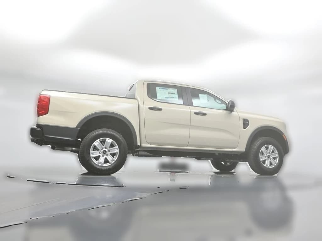 Ford Ranger XL 2WD SuperCrew 5' Box 2025 — side view