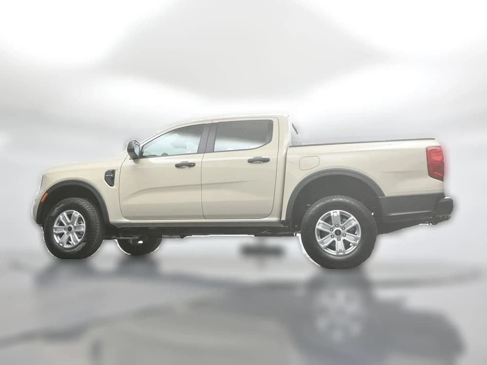 Ford Ranger XL 2WD SuperCrew 5' Box 2025 — side view