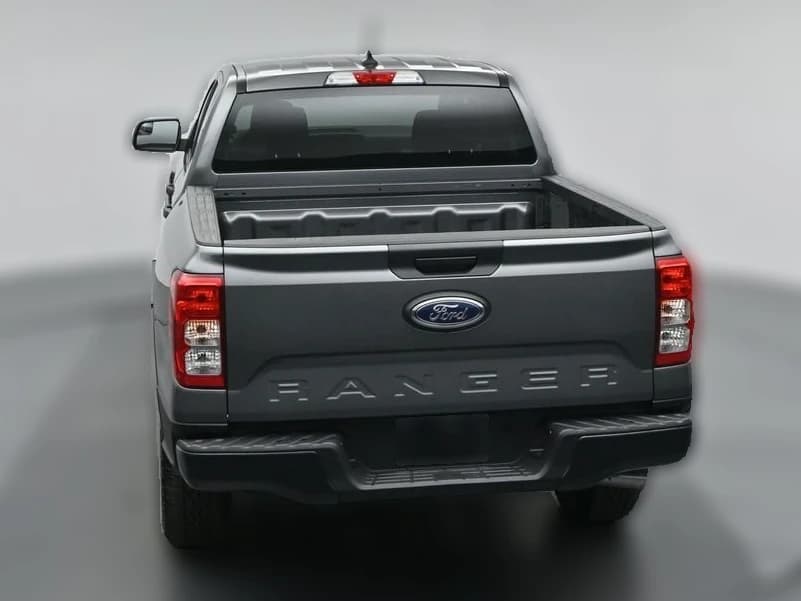 Ford Ranger XL 2WD SuperCrew 5' Box 2026 — side view