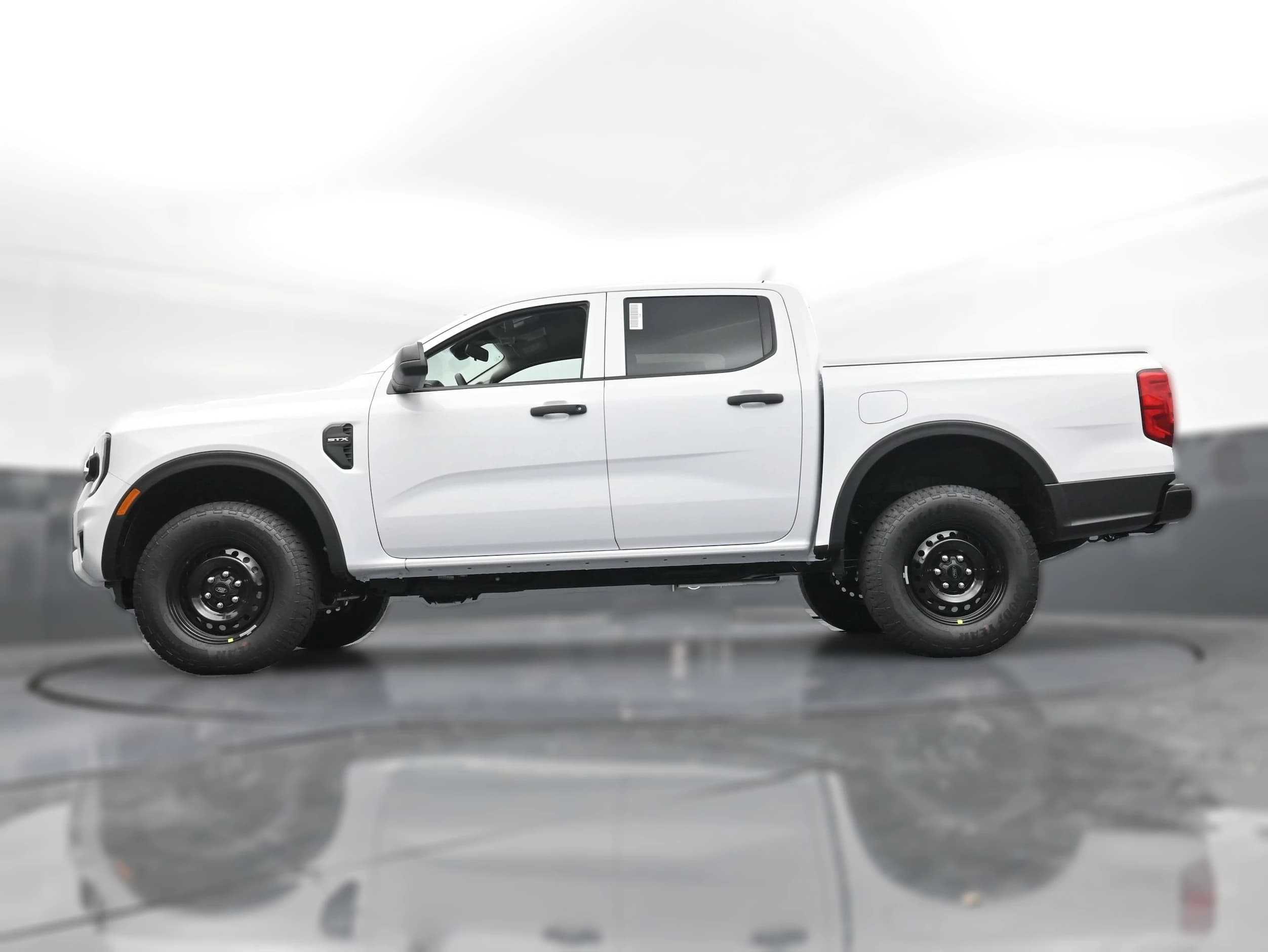 Ford Ranger XL 2WD SuperCrew 5' Box 2026 — side view