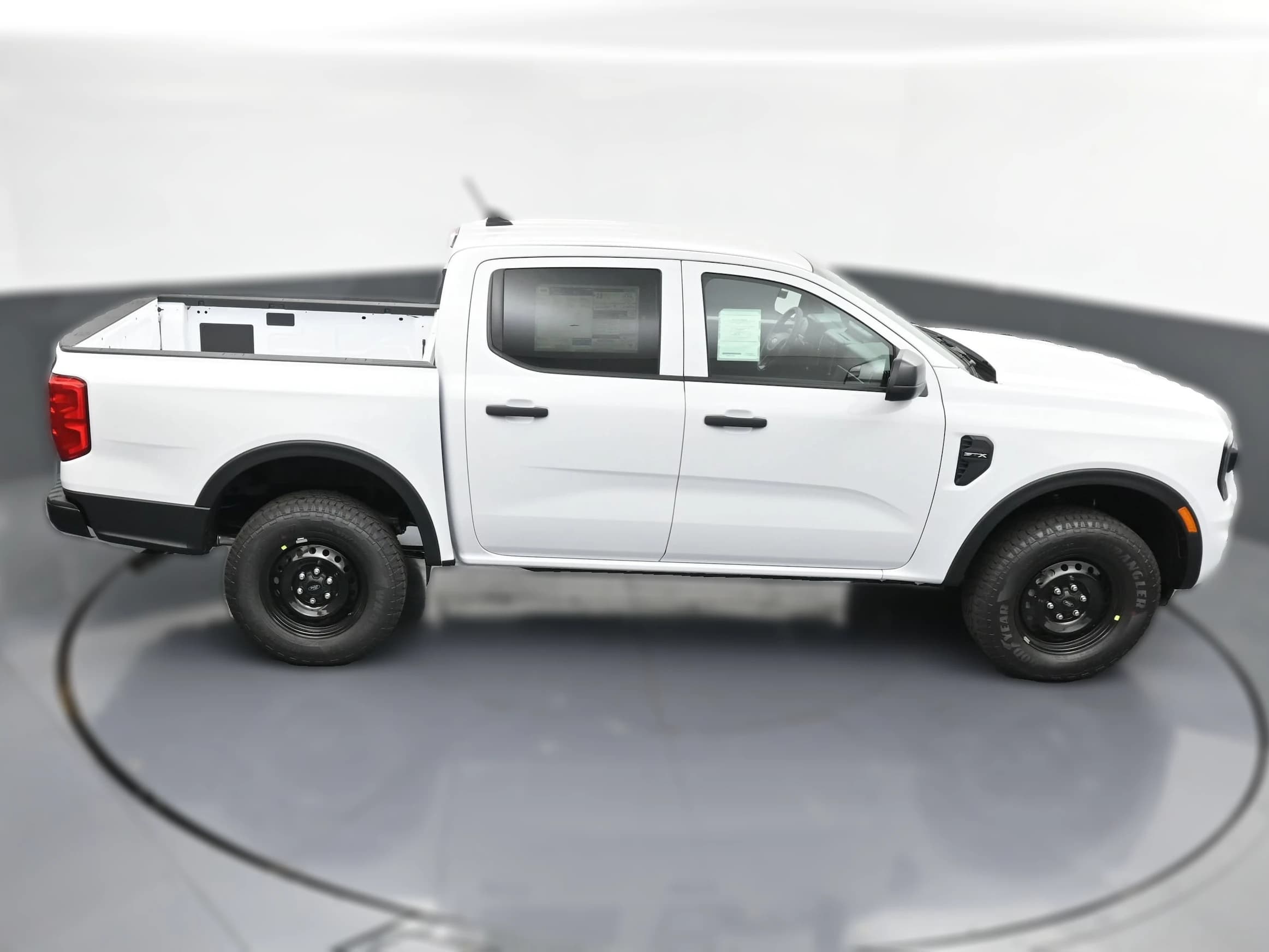 Ford Ranger XL 2WD SuperCrew 5' Box 2026 — side view