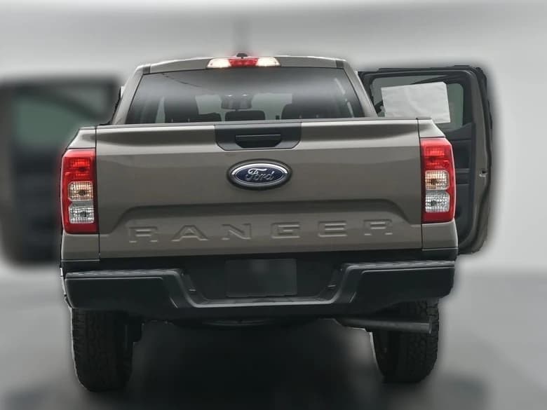 Ford Ranger XL 2WD SuperCrew 5' Box 2026 — side view