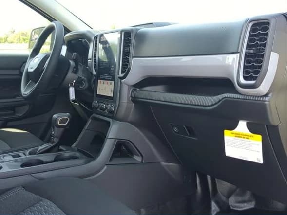 Ford Ranger XL 2WD SuperCrew 5' Box 2026 — side view
