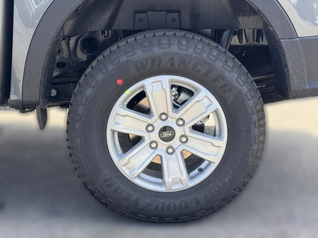 Ford Ranger XL 2WD SuperCrew 5' Box 2026 — side view