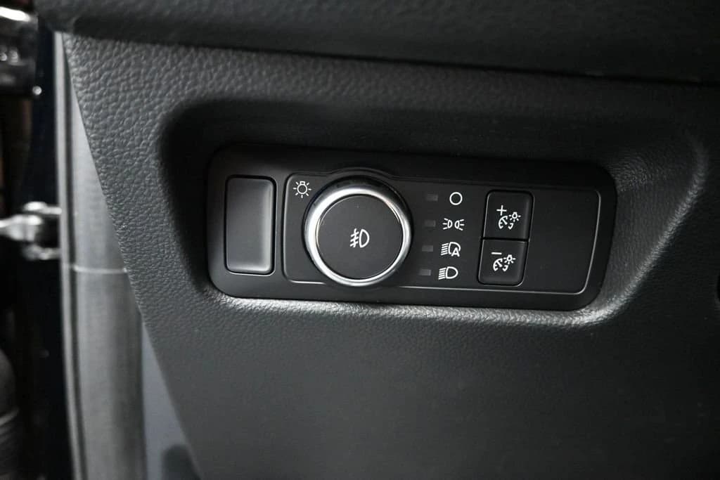 Ford Ranger XLT 2WD SuperCrew 5' Box 2026 — side view