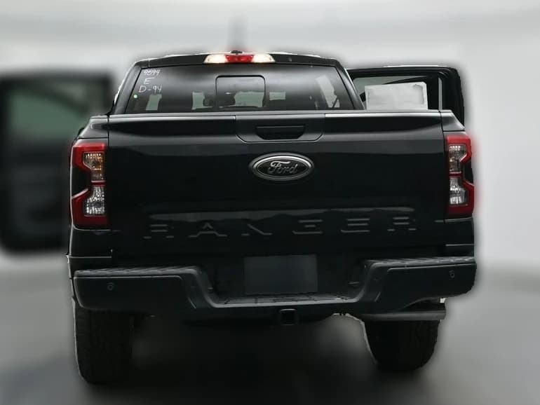 Ford Ranger XLT 2WD SuperCrew 5' Box 2026 — side view