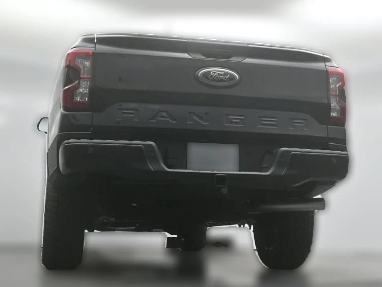 Ford Ranger XLT 2WD SuperCrew 5' Box 2026 — side view