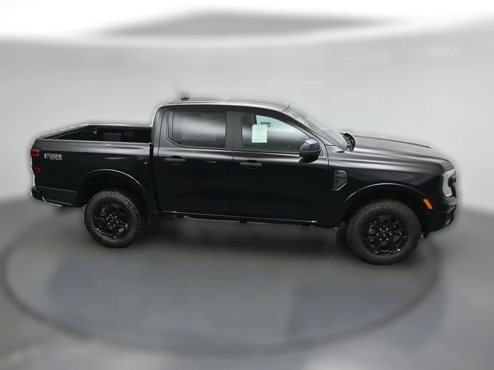 Ford Ranger XLT 2WD SuperCrew 5' Box 2026 — side view