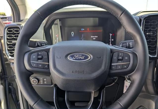 Ford Ranger XLT 2WD SuperCrew 5' Box 2026 — side view