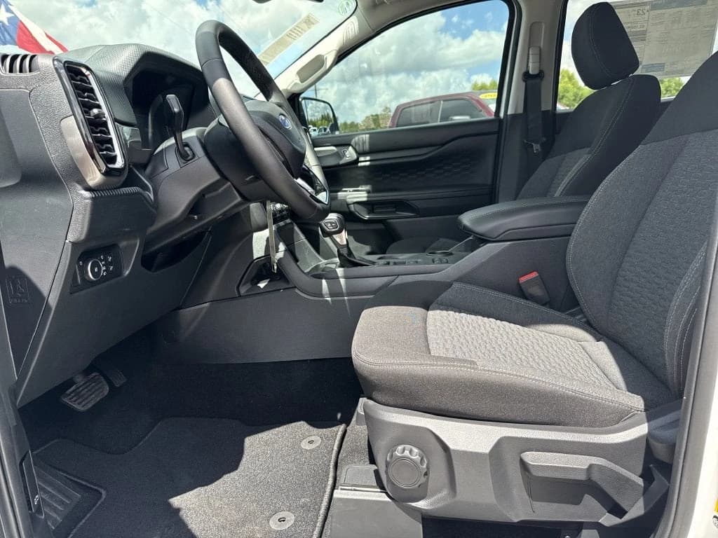 Ford Ranger XLT 2WD SuperCrew 5' Box 2026 — side view