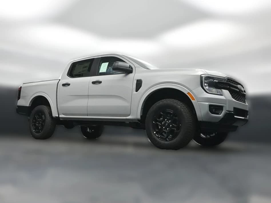 Ford Ranger XLT 2WD SuperCrew 5' Box 2026 — side view