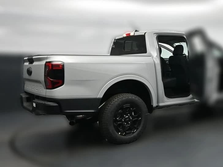 Ford Ranger XLT 2WD SuperCrew 5' Box 2026 — side view