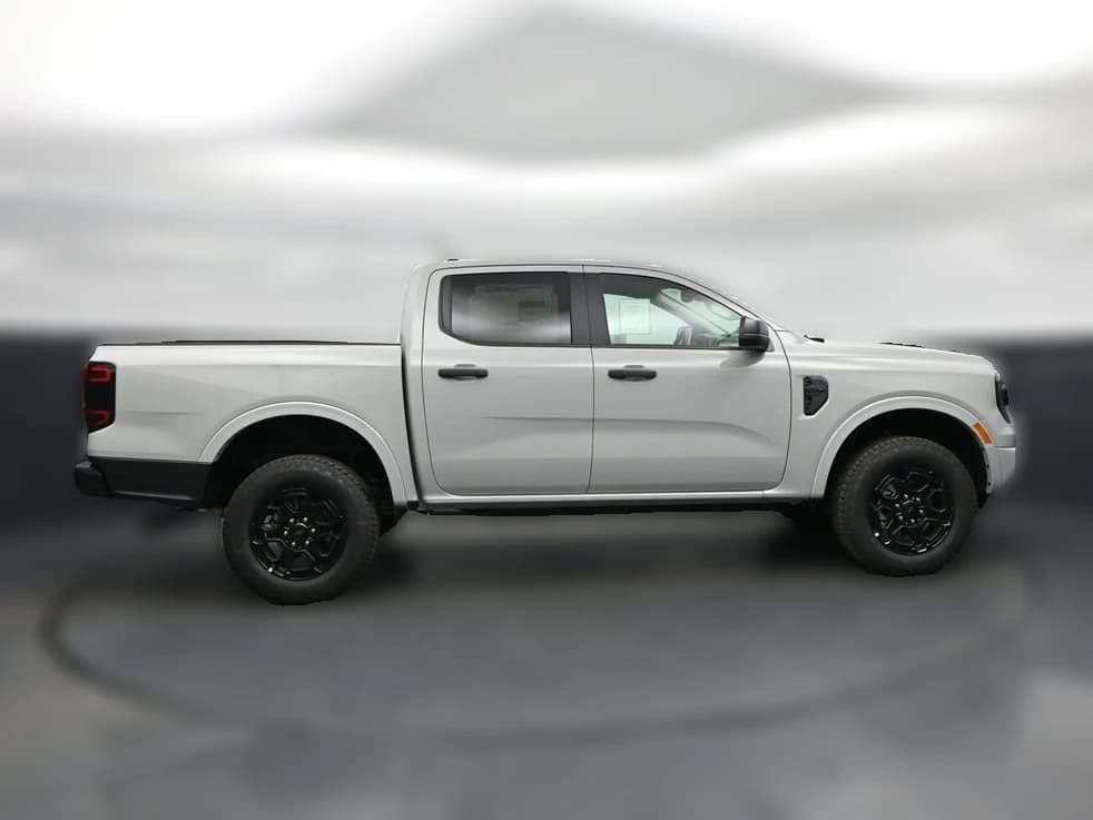 Ford Ranger XLT 2WD SuperCrew 5' Box 2026 — side view